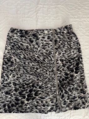Talbots Black & Gray Animal-Print Skirt with Exposed Zip